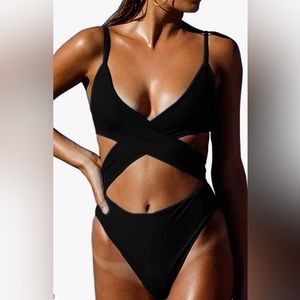 Cutout one piece bathing suit
